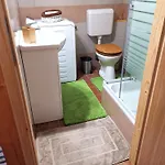 Preshaz Szallas A Szent Gyoergy-hegyen Kisapati